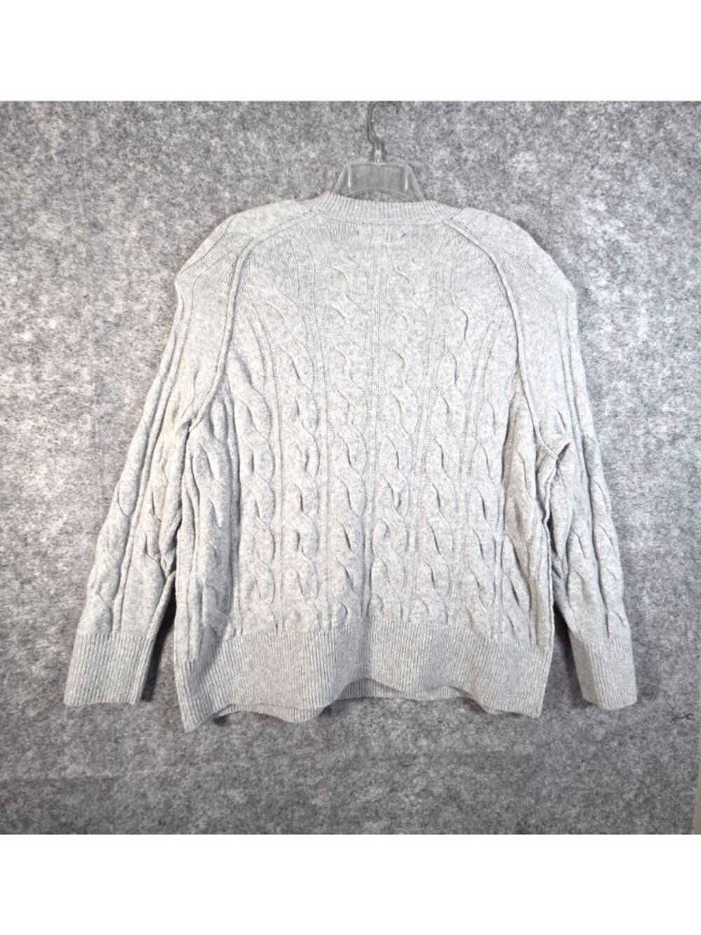 Aerie Women's Cable Crew Light Gray Chunky Knit Sweater Size M - Picture 6 of 9